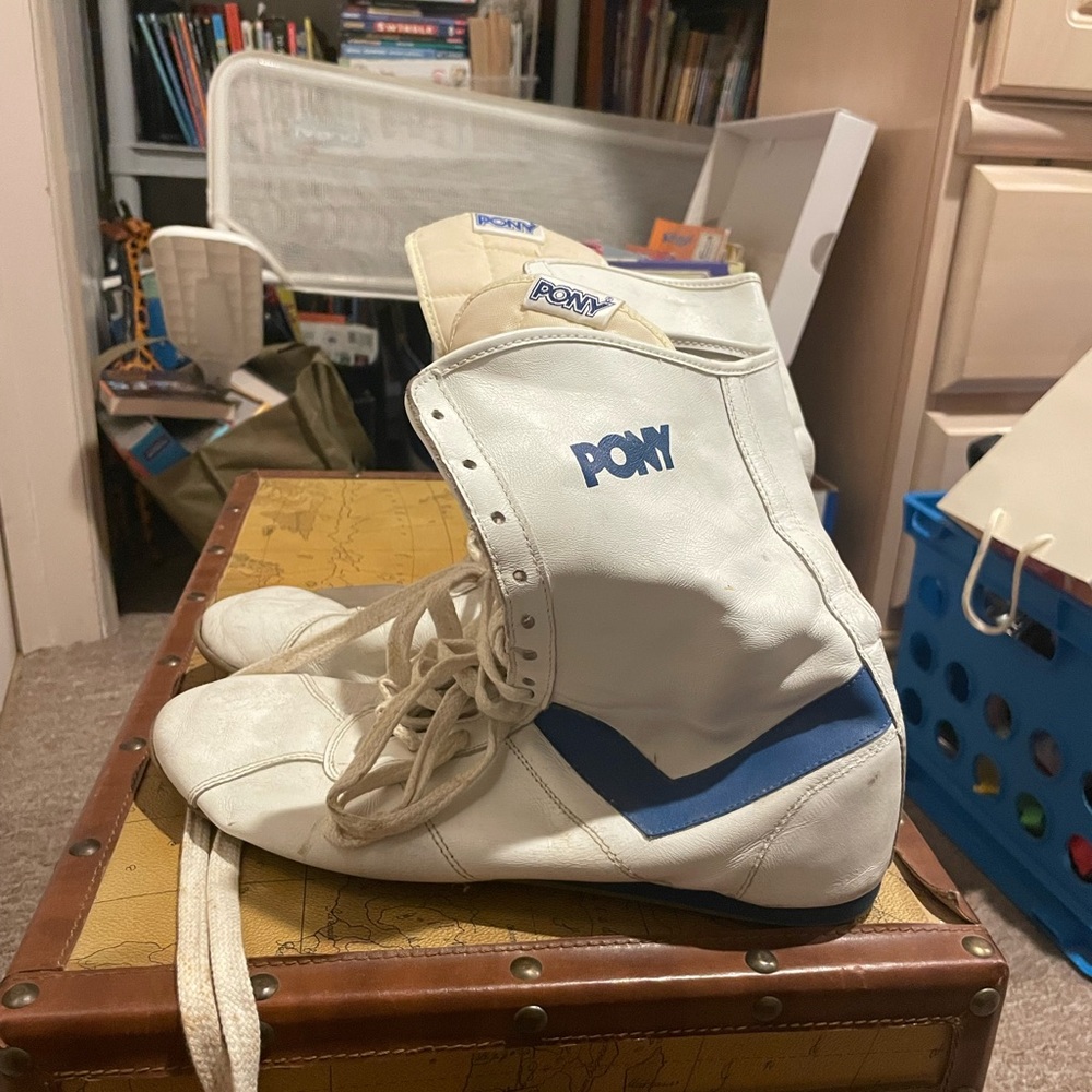 Vintage PONY boxing shoes — size 11